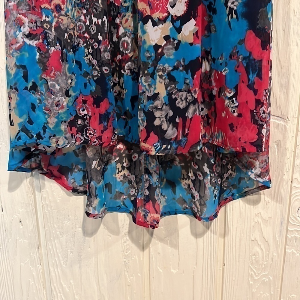 Lush Floral Sleeveless High Low Dress, Size S - Picture 4 of 11